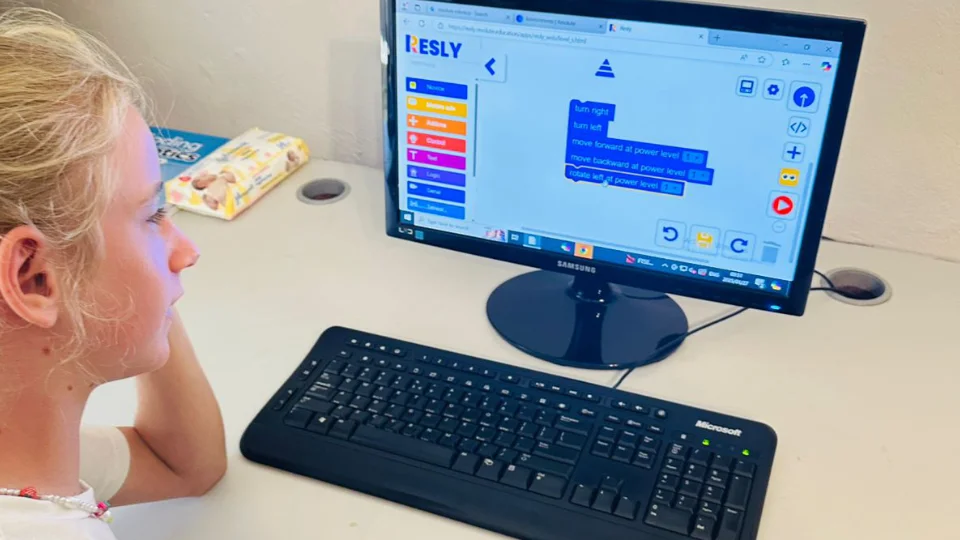 Learning computer and coding skills at LUCCA SkillBuilders Academy